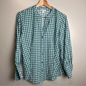 Carolina Belle Green and Navy Geometric Button-Up Blouse